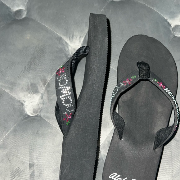 Sandals - Picture 3 of 3